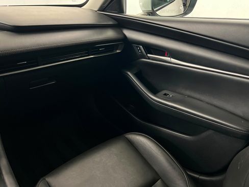 Used 2020 MAZDA MAZDA3 Sedan w/ Select Package FWD image 11