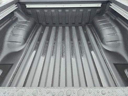 New 2026 Nissan Frontier SV w/ SV Convenience Package image 16