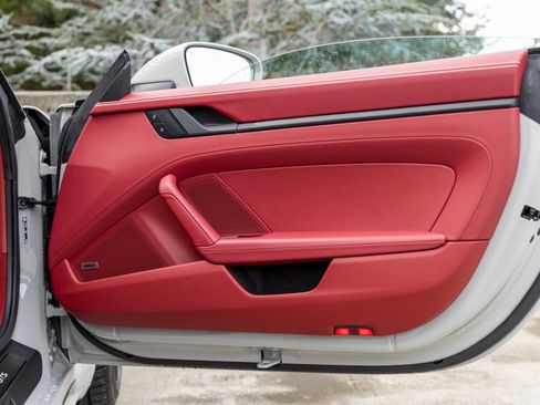 Used 2024 Porsche 911 Targa 4 GTS image 48