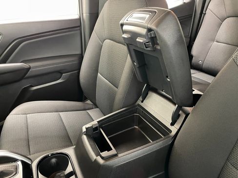 Certified 2024 Chevrolet Colorado LT w/ LT Convenience Package II image 34