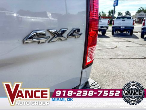 Used 2012 RAM 1500 Sport w/ Remote Start & Security Group AWD/4WD image 11