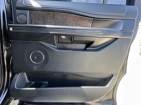 Used 2020 Ford Expedition Max Limited AWD/4WD image 36