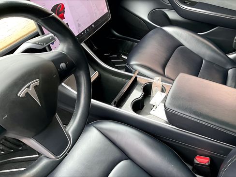 Used 2018 Tesla Model 3 Long Range RWD image 14