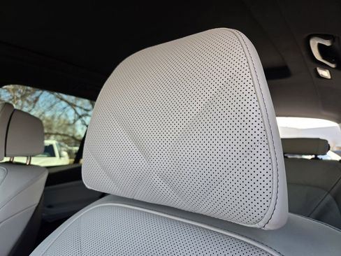 New 2026 BMW X5 xDrive50e w/ Climate Comfort Package AWD/4WD image 17