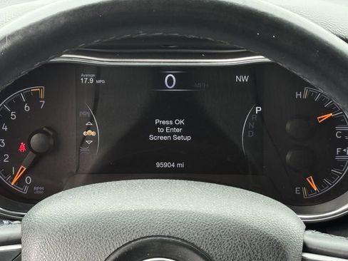 Used 2018 Jeep Grand Cherokee Altitude RWD image 15