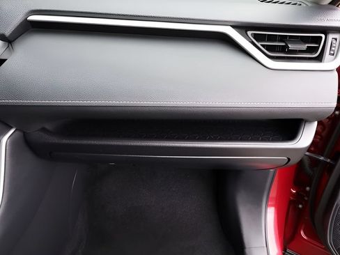 Certified 2025 Toyota RAV4 XLE AWD/4WD image 39