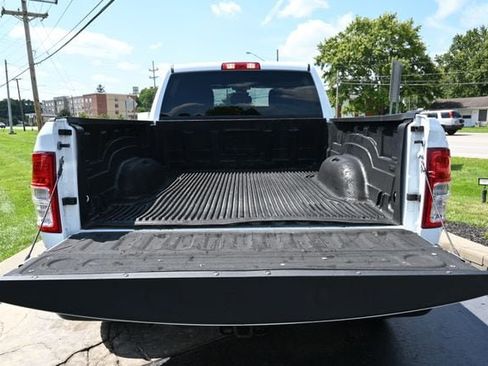 Used 2024 RAM 2500 Big Horn AWD/4WD image 22