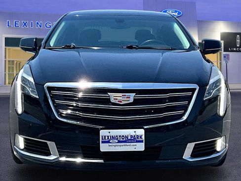 Used 2019 Cadillac XTS Luxury FWD image 2