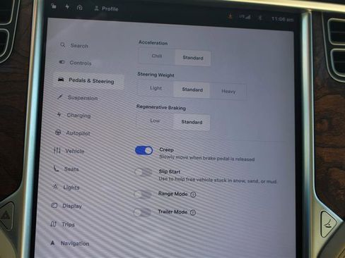 Used 2017 Tesla Model X 75D image 22