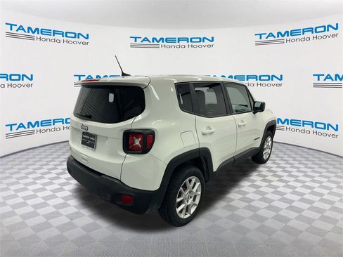 Used 2023 Jeep Renegade Latitude image 5