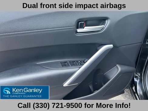 Used 2023 Toyota Corolla Cross XLE w/ Convenience Package FWD image 26
