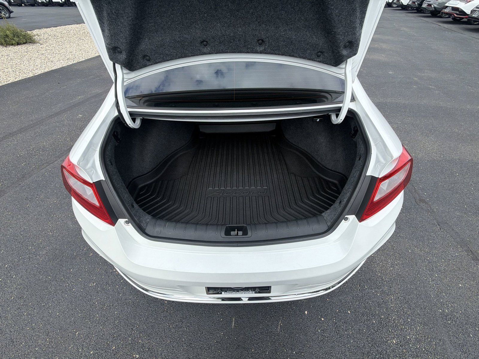 Used 2015 Honda Accord EX-L image 23