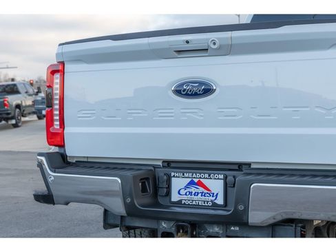 Used 2025 Ford F350 Lariat image 31