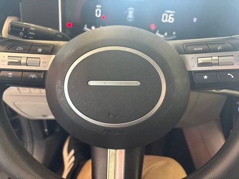 Used 2025 Hyundai Tucson SEL AWD/4WD image 33