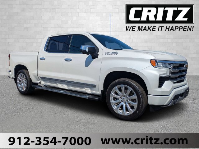 Used 2024 Chevrolet Silverado 1500 High Country w/ Technology Package AWD/4WD image 1