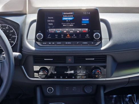 Certified 2023 Nissan Rogue SV FWD image 15