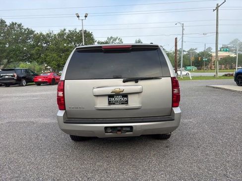 Used 2007 Chevrolet Tahoe LS RWD image 2