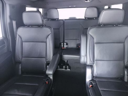 Used 2022 GMC Yukon XL Denali AWD/4WD image 21