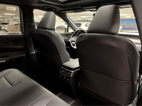 New 2026 Lexus RX 450h AWD image 22