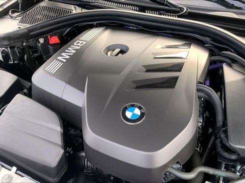 Certified 2025 BMW 330i Sedan image 32