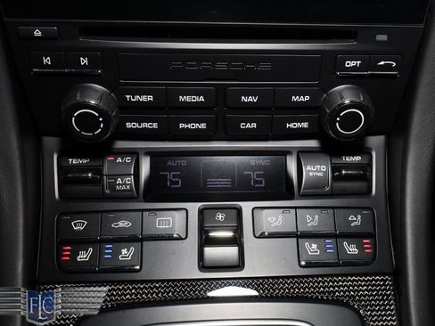 Used 2018 Porsche 911 Turbo S image 35