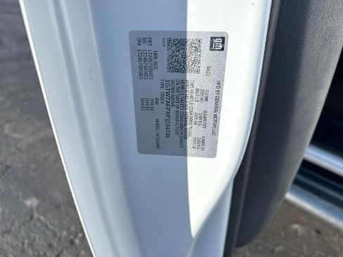 Certified 2023 GMC Savana 2500 Base w/ Driver Convenience Package image 30