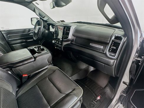 Used 2024 RAM 1500 Laramie image 31