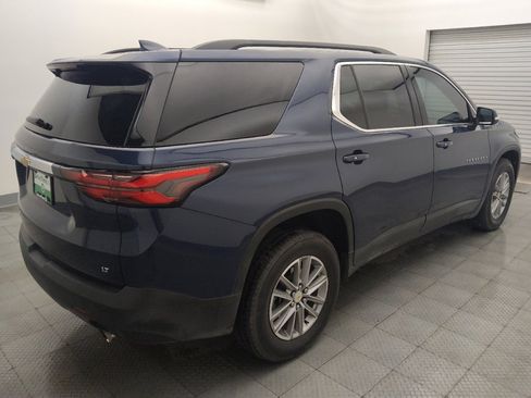 Used 2022 Chevrolet Traverse LT FWD image 9
