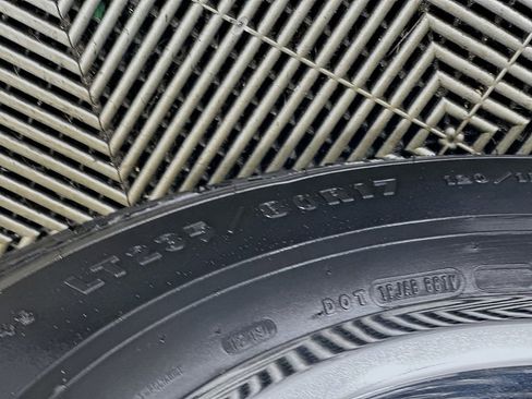 Used 2024 RAM 3500 Tradesman w/ Chrome Appearance Group image 29