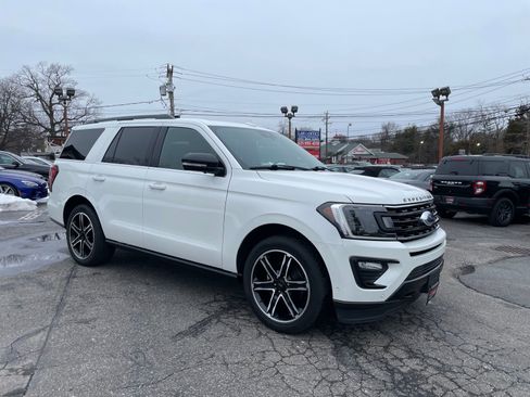 Used 2020 Ford Expedition Limited w/ Equipment Group 303A AWD/4WD image 31