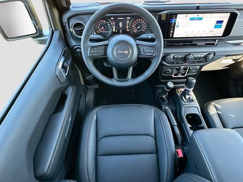 New 2026 Jeep Gladiator Mojave AWD/4WD image 16
