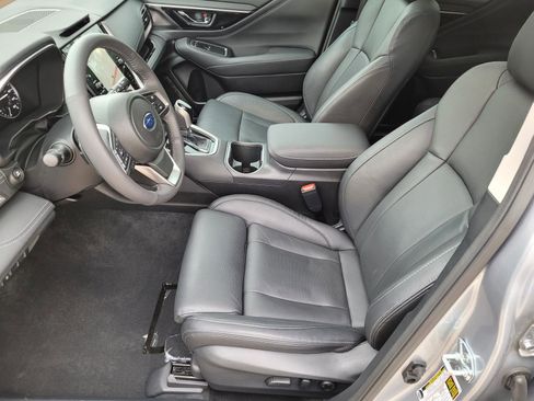Certified 2025 Subaru Outback Touring XT AWD/4WD image 3
