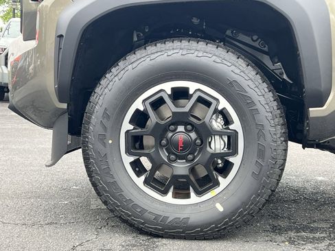 New 2026 Toyota Tacoma TRD Off-Road AWD/4WD image 7