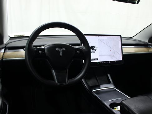 Used 2021 Tesla Model 3 Long Range AWD/4WD image 2