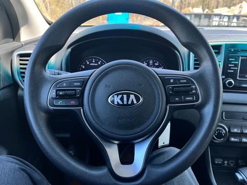 Used 2018 Kia Sportage LX image 24