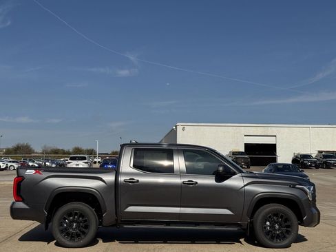 New 2026 Toyota Tundra SR5 image 3