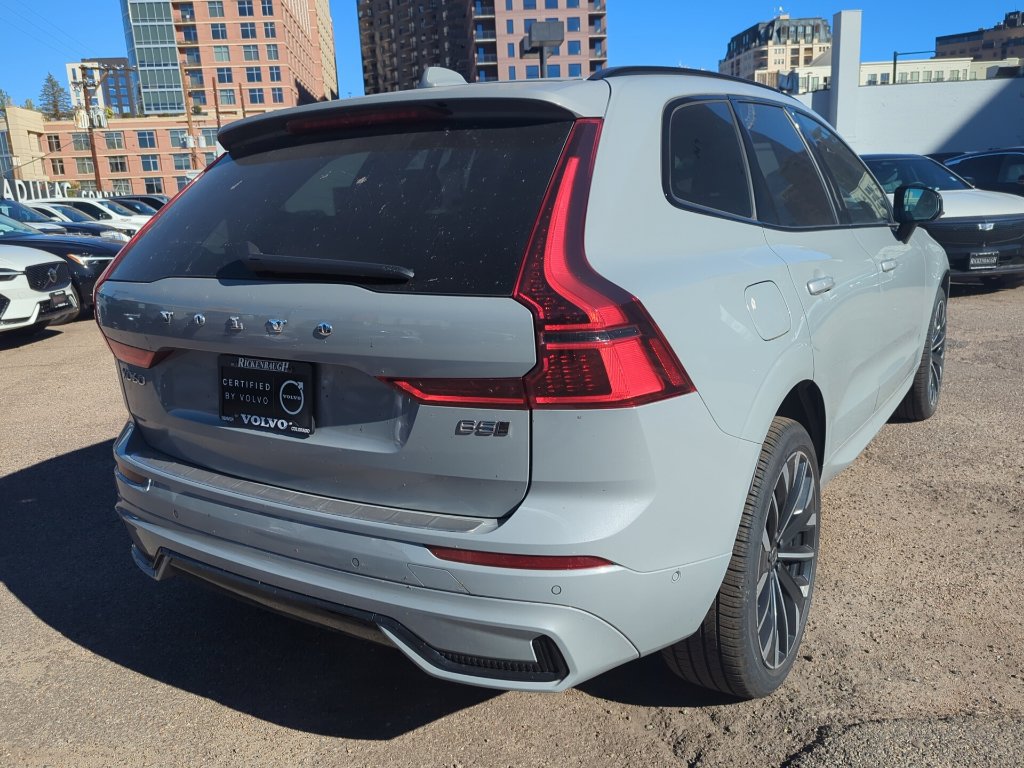 Used 2026 Volvo XC60 B5 Ultra AWD/4WD image 7
