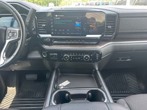 Used 2024 Chevrolet Silverado 2500 LT w/ Convenience Package AWD/4WD image 20