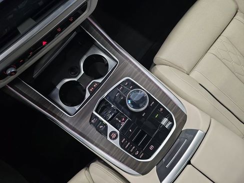 Used 2024 BMW X7 xDrive40i w/ Executive Package AWD/4WD image 29