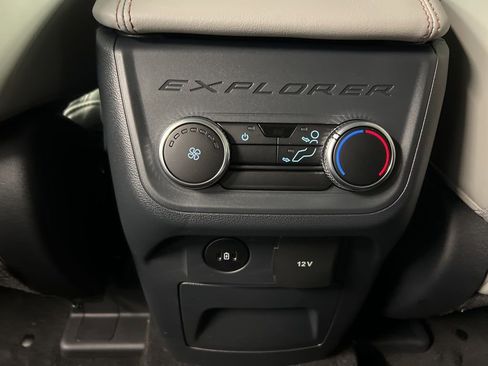 New 2026 Ford Explorer Active image 30