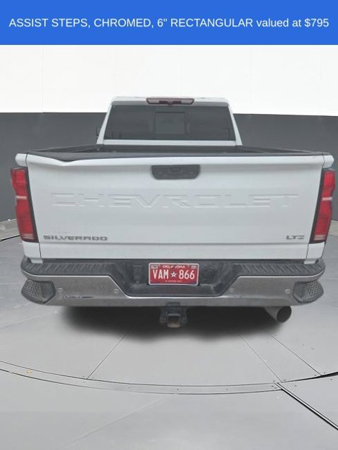 Used 2024 Chevrolet Silverado 2500 LTZ w/ LTZ Convenience Package AWD/4WD image 11
