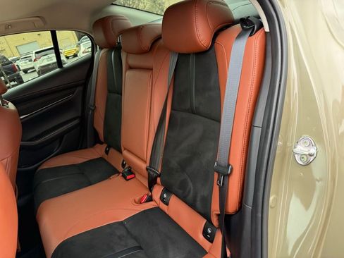 Used 2025 MAZDA MAZDA3 s image 21