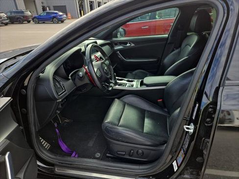 Used 2020 Kia Stinger GT RWD image 12