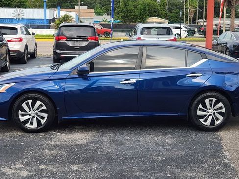 Used 2019 Nissan Altima 2.5 S FWD image 3