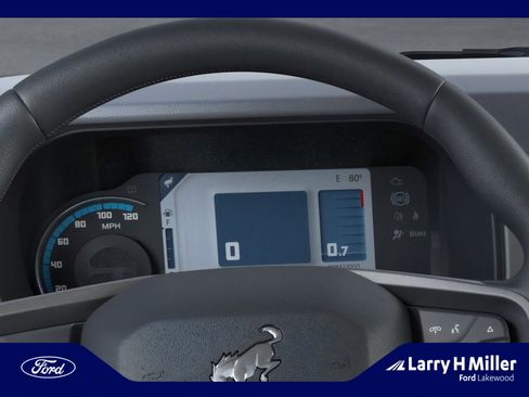 New 2025 Ford Bronco 4-Door image 13