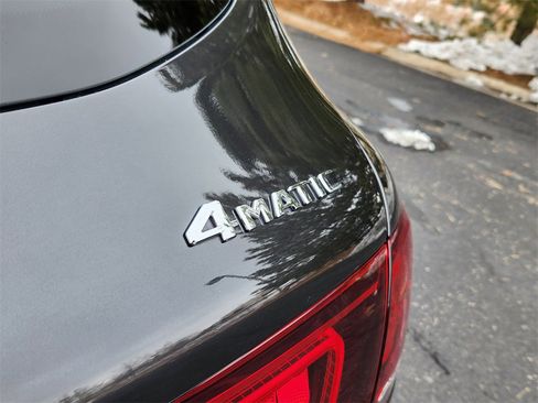 Used 2021 Mercedes-Benz GLC 300 GLC 300 image 31