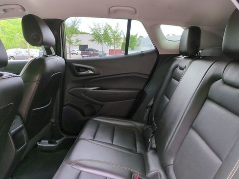 Used 2025 Chevrolet Trax ACTIV w/ Driver Confidence Package FWD image 14