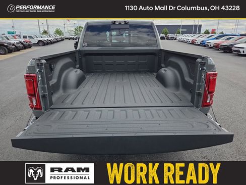 New 2026 RAM 2500 Big Horn AWD/4WD image 7
