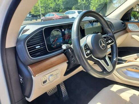 Used 2022 Mercedes-Benz GLS 450 4MATIC image 21