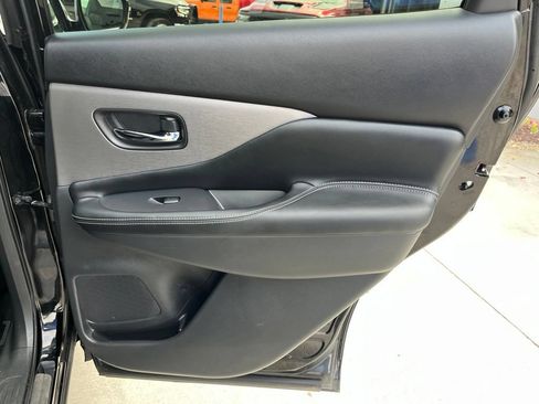 Used 2024 Nissan Murano SV w/ SV Midnight Edition Package FWD image 23
